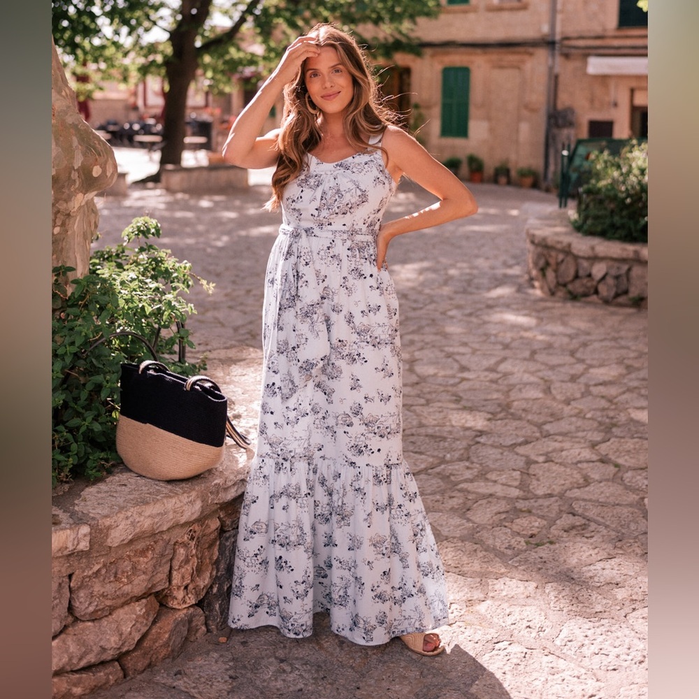 NWT Gal Meets Glam Lula Toile Floral Maxi Dress